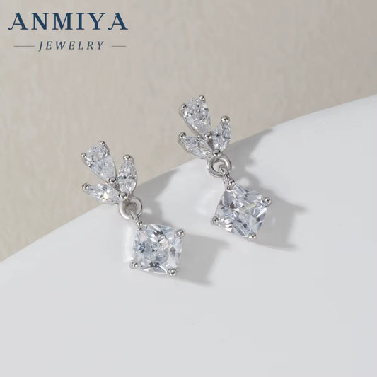 2024 Exquisite Simple Rhomboid Shape Geometry Irregularity Stylish Zircon Stud Earrings for Women