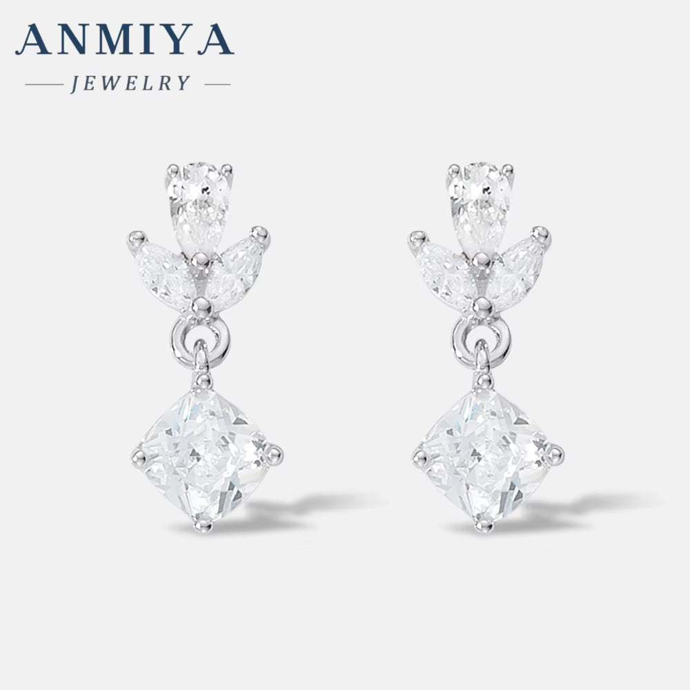 2024 Exquisite Simple Rhomboid Shape Geometry Irregularity Stylish Zircon Stud Earrings for Women