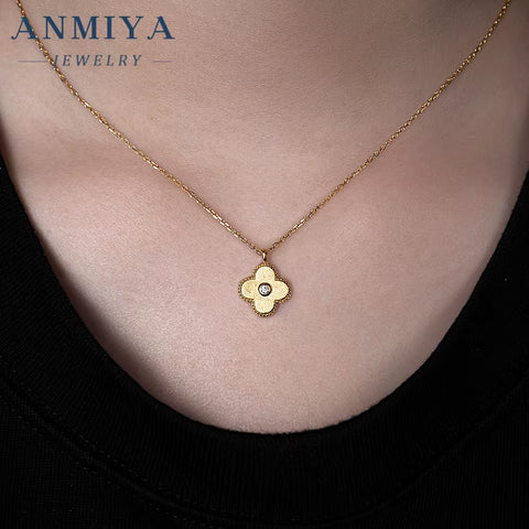 Elegant 925 Necklace for Women - Flower Shape Sterling Silver Jewelry Set with Cubic Zirconia Pendant