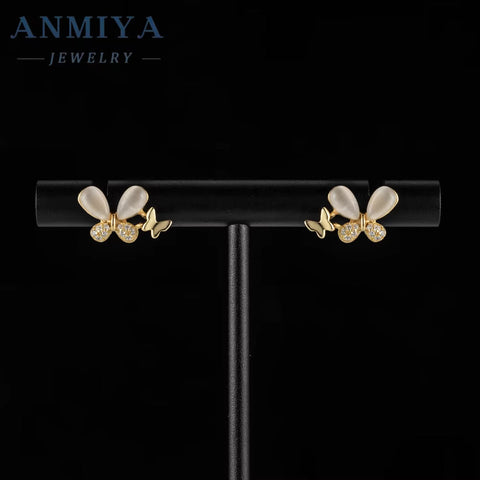 New 18K Gold Plated Luxury Design Minimalist Butterfly Shaped Fresh Water Pearls Earrings Zircon Stud Earrings