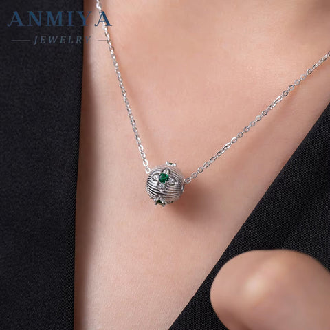 ANMIYA Minimalist 18K Gold Plated Flower Inlay Emerald and Zircon Necklace with Certificate