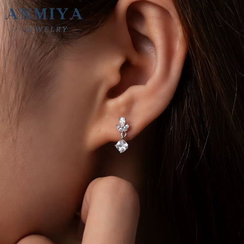 2024 Exquisite Simple Rhomboid Shape Geometry Irregularity Stylish Zircon Stud Earrings for Women