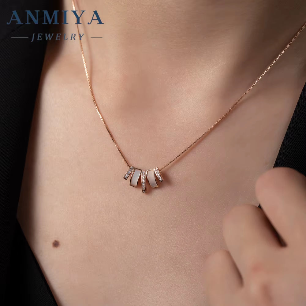 New Design S925 Silver White Shell Necklace INS Hot Collarbone Temperament Necklace for Women Girl