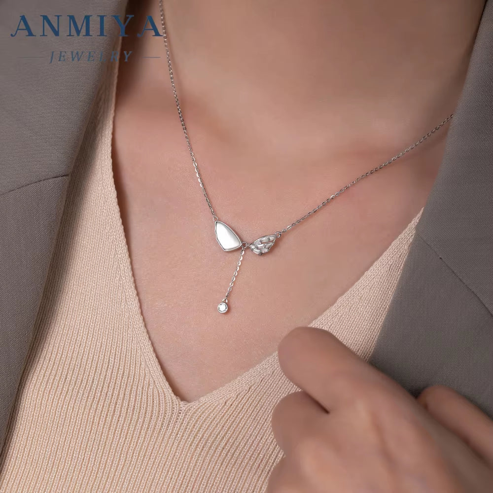 925 Sterling Silver Gold-Plated Butterfly Necklace Cubic Zirconia Elegant Minimalist Design Trendy Link Chain Unisex Daily Wear