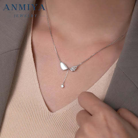 925 Sterling Silver Gold-Plated Butterfly Necklace Cubic Zirconia Elegant Minimalist Design Trendy Link Chain Unisex Daily Wear