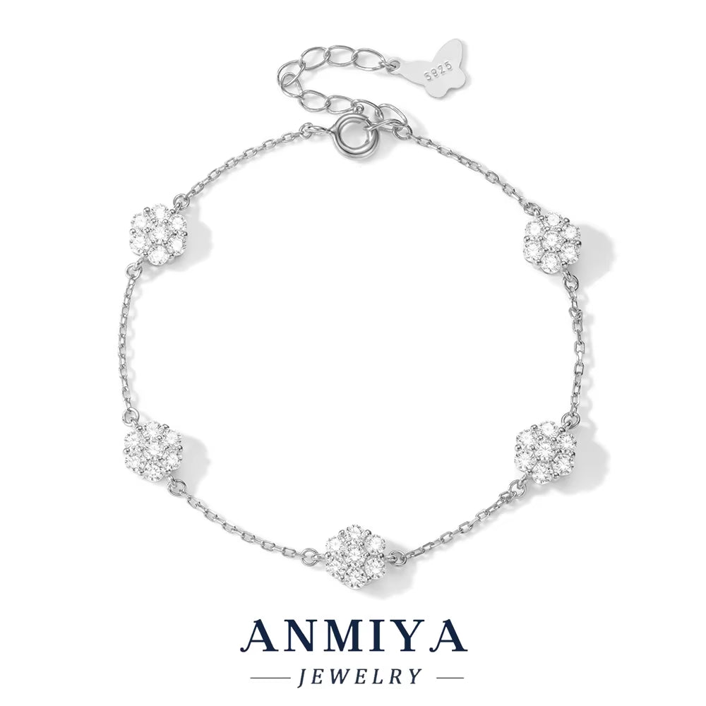 Minimalist Silver Clover Bracelet Thin Chain Jewelry, 925 Sterling Subtle Jewelry for Stacking