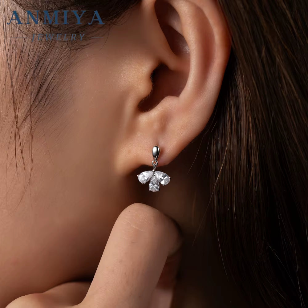 Wholesale Dainty Fashionable Big Zircon Rhinestone 925 Silver Fine New Tide Stud Earrings for Women