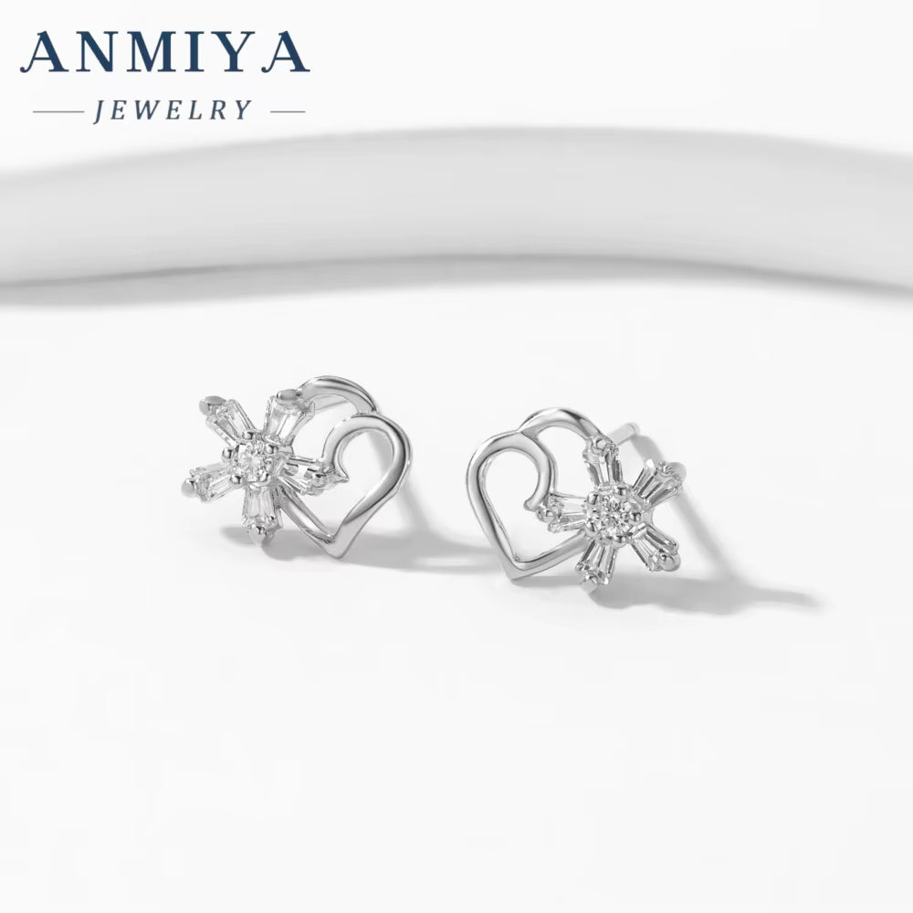 New Arrival 18K Gold Plated Diamond Earring Heart Stud Hollow Out Earrings for Engagement Wedding Party