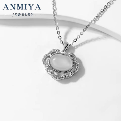 2024 Fashion Jewelry Necklace White Chalcedony Pendant 925 Silver Zircon Necklace for Women Girls