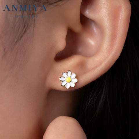 Fashion Designer Daisy Flower Jewelry Earrings Studs Necklace Chain Necklace Combo Set for Women