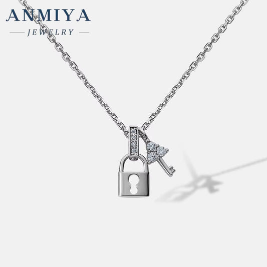 Wholesale Jewelry 2024 Fashion Charm Customised Key Lock Pendant Necklace Chain for Women Girls