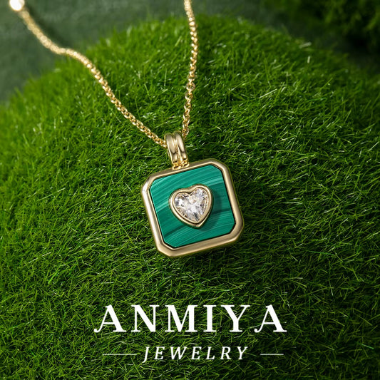 Malachite Gemstone 925 Necklace, a Piece of Silver Jewelry for Everyday Elegance