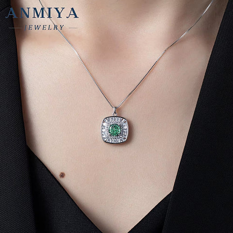 Luxury Women 925 Silver Square Necklaces with Green round Brilliant Cut Women'S Necklace Wholesale Jewelry