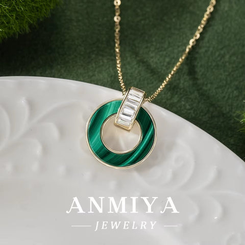 Malachite 925 Necklace, a Timeless Silver Jewelry Piece for Modern Women