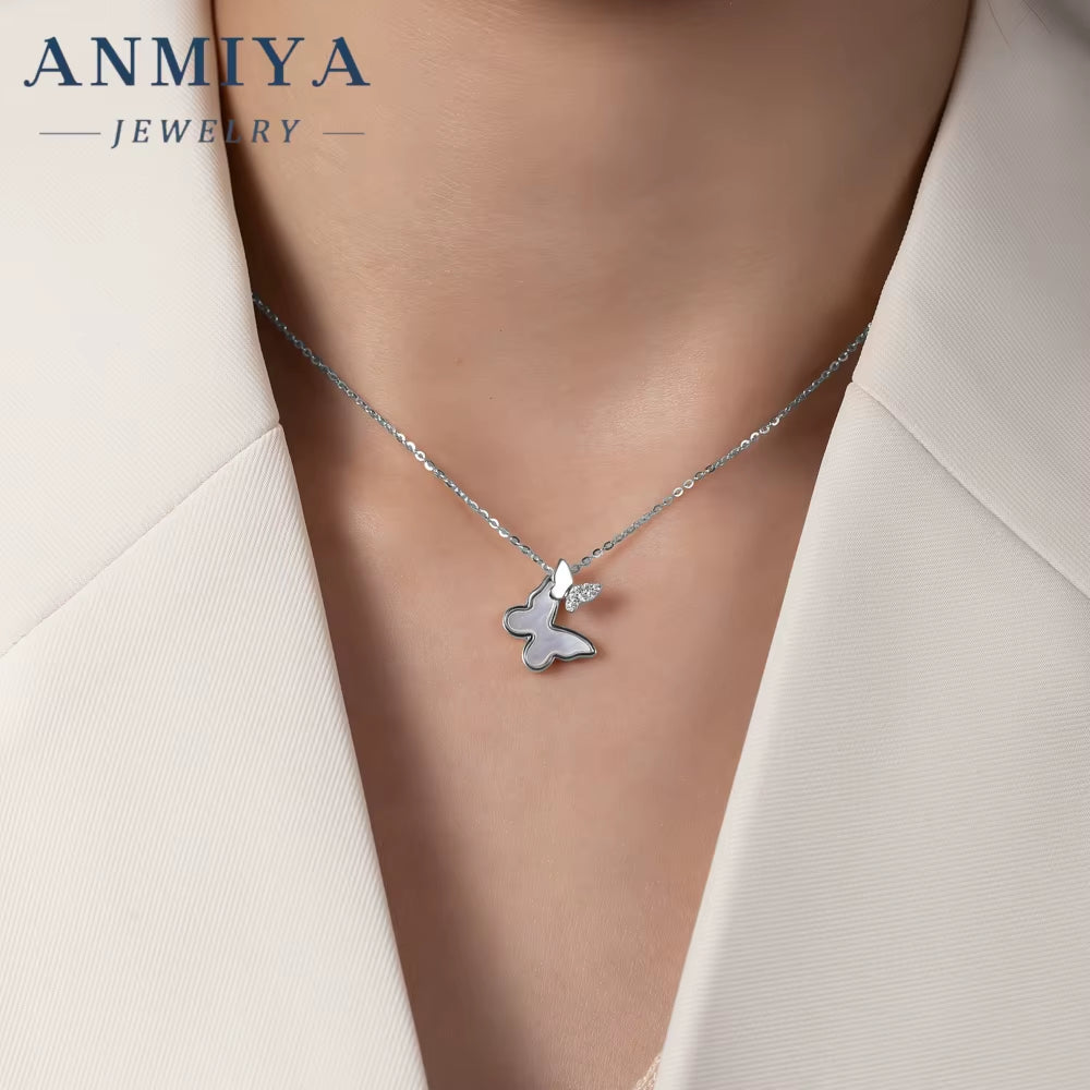 Popular Fashion Butterfly Pendant Necklacejewelry Choker Three Butterflies Necklace for Women Gift