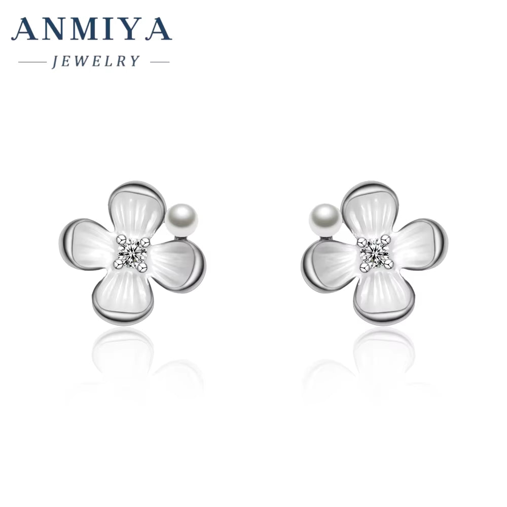 Wholesale Simple Fine White Four Leaf Clover Withe Pearl Design 925 Silver Earrings for Women